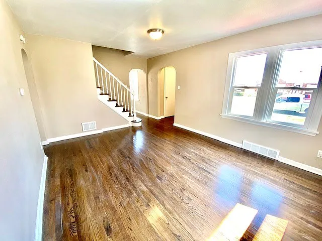 3642 Polk St — Photo 2