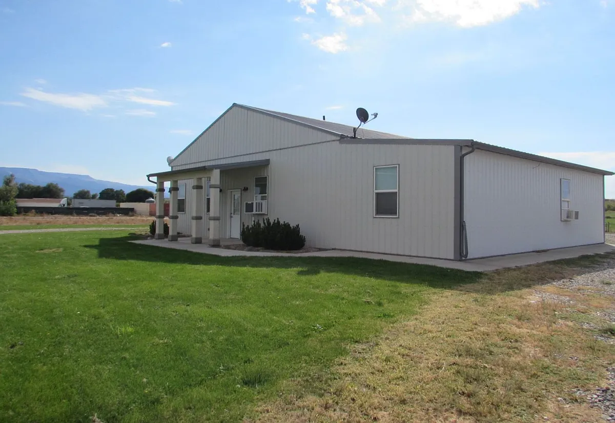 Building Photo - 3271 C 1/2 Rd