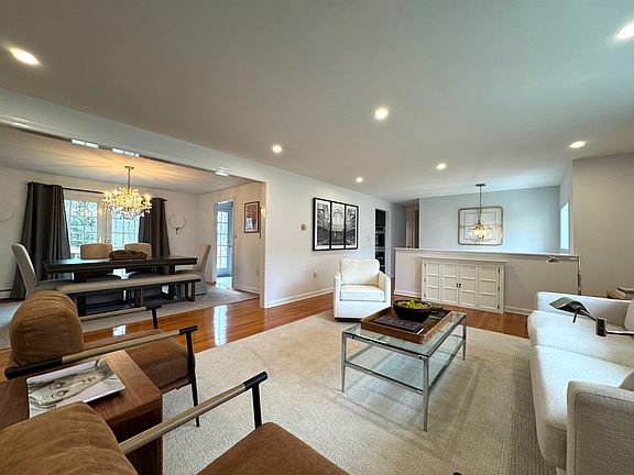 2nd image of 60 Briar Hill Rd