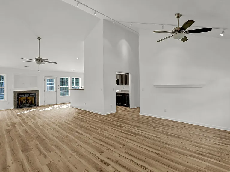 244 Blue Creek Farms Dr — Photo 25