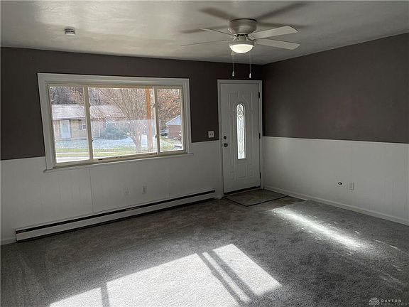 3rd image of 1114 Riverbend Blvd
