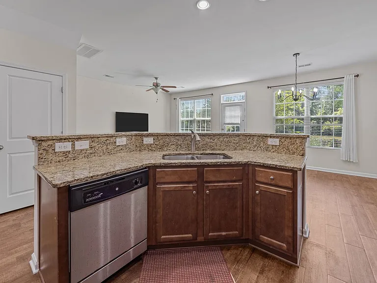 8988 Cat Tail Pond Rd — Photo 9