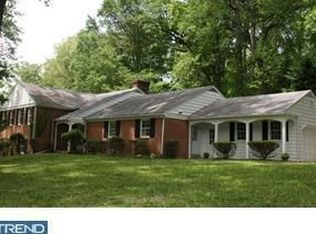 2124 Fox Creek Rd, Berwyn, PA 19312