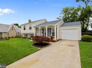 6 Manchester Rd, Pasadena, MD 21122