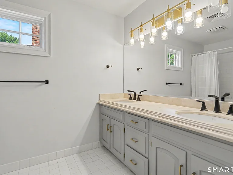 206 Dudley Rd — Photo 24