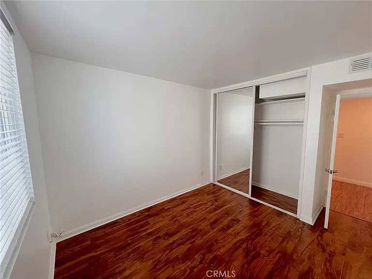 4610 Densmore Ave #20 — Photo 37