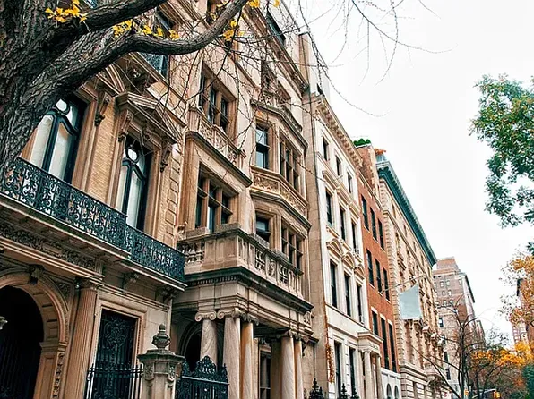 169 Manhattan Avenue 2C image 10 of 11