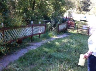 25020 E Lynn Rd, Wayne, WV 25570