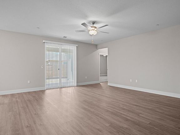 3rd image of 2079 Rustic Oak Lane