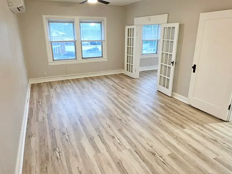 Bellevue Park Apartments — Photo 13
