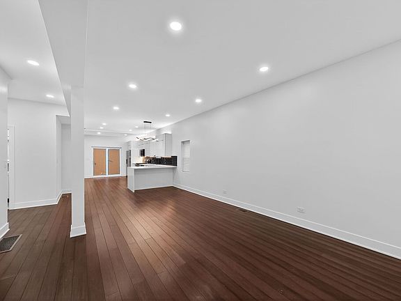 4th image of 148 W 59th St