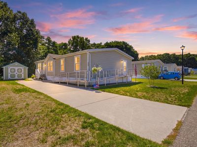 14904 Saint Lawrence Dr, Spring Lake, MI, 49456