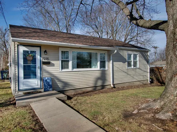 1235 N 22nd St, Quincy, IL 62301