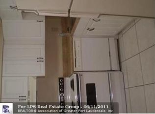 4381 NW 80th Ave, Coral Springs, FL 33065