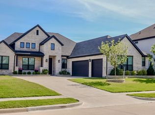 720 Lemmon Ln, Forney, TX 75126