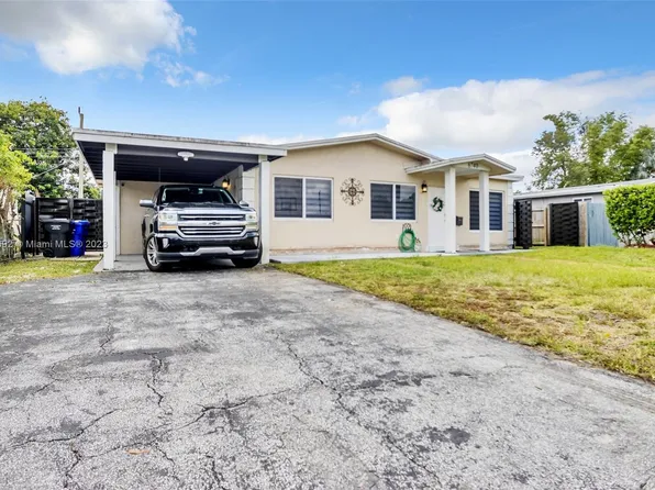 6740 Custer St, Hollywood, FL 33024