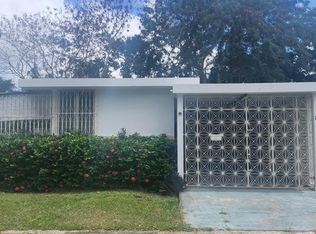Villa Granada Alameda St #929, San Juan, PR 00923