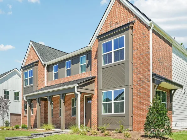 608 Mercury Dr, Tega Cay, SC 29708