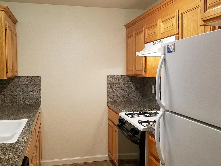 2220 Chanticleer Ave #3 — Photo 6