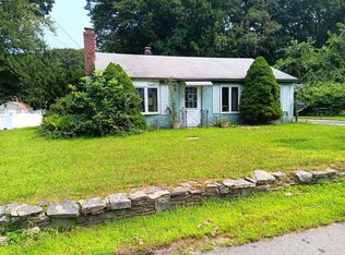 38 Elbridge Rd, Auburn, MA 01501