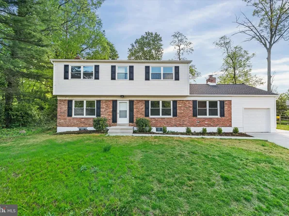 3 Amherst Dr, Newark, DE 19711