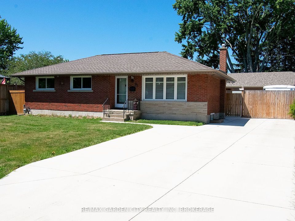 1st image of 91 Crescent Dr