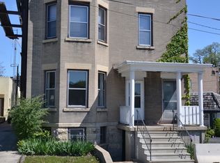 405 W Jefferson St, Joliet, IL 60435
