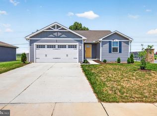 102 Pond View Ln, Seaford, DE 19973