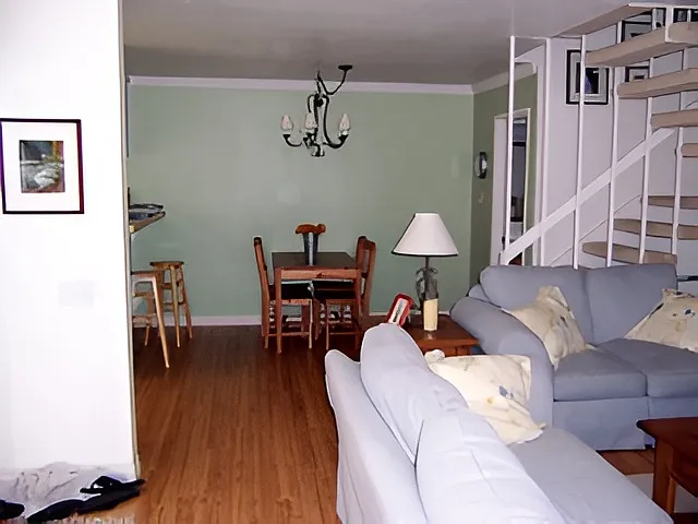 3 bed, 1.5 bath, 1113 sqft, $3,800 — Photo 3