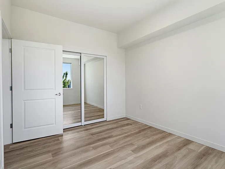 Evergreen Peak Apartments — Photo 43