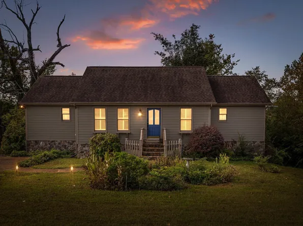 4217 Green Shanty Rd, Ooltewah, TN 37363
