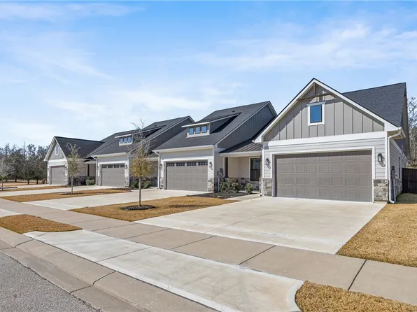 5037 Mooney Falls Dr, Bryan, TX 77802