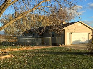 704 Carnahan Rd, Compton, IL 61318