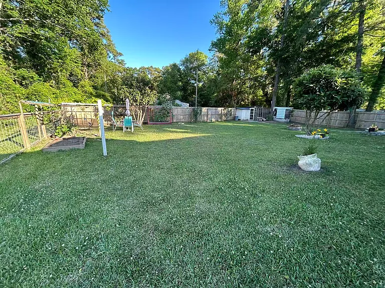 1208 Ragin St — Photo 24