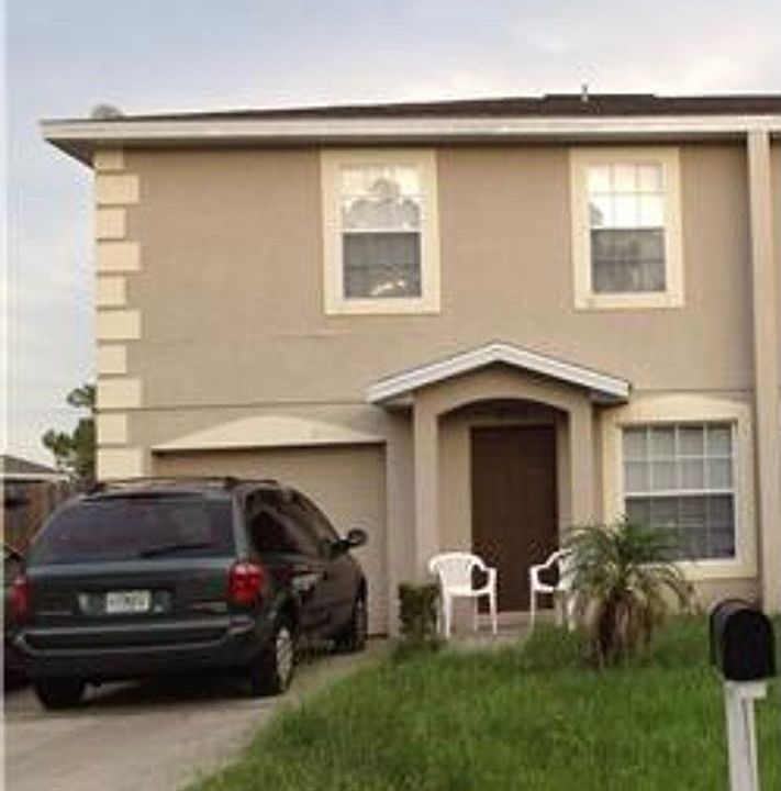 1st image of 805 Glastonbury Dr