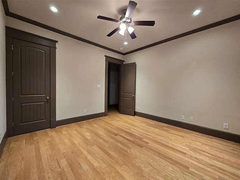 855 Mathis St — Photo 13