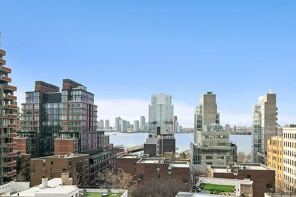 Rented by Compass | media 7