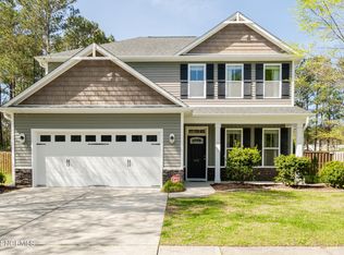 145 Cornel Ln, Hampstead, NC 28443
