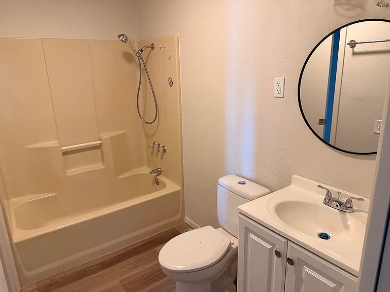 4123 Moffett Ave — Photo 5