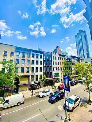 Rented by Bond New York | media 26