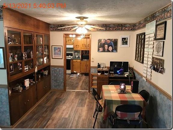 3rd image of 1446 Main St E