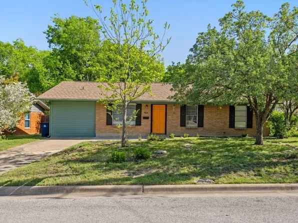 904 Aurora Cir, Austin, TX 78757