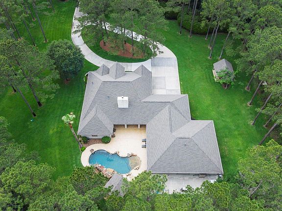 2nd image of 20010 Timber Ridge Dr