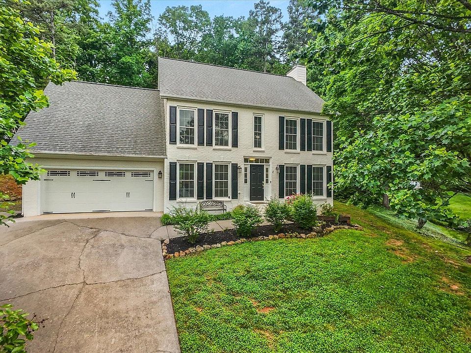 1st image of 2819 Dee Peppers Dr