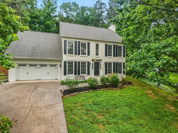 2819 Dee Peppers Dr, Knoxville, TN 37931