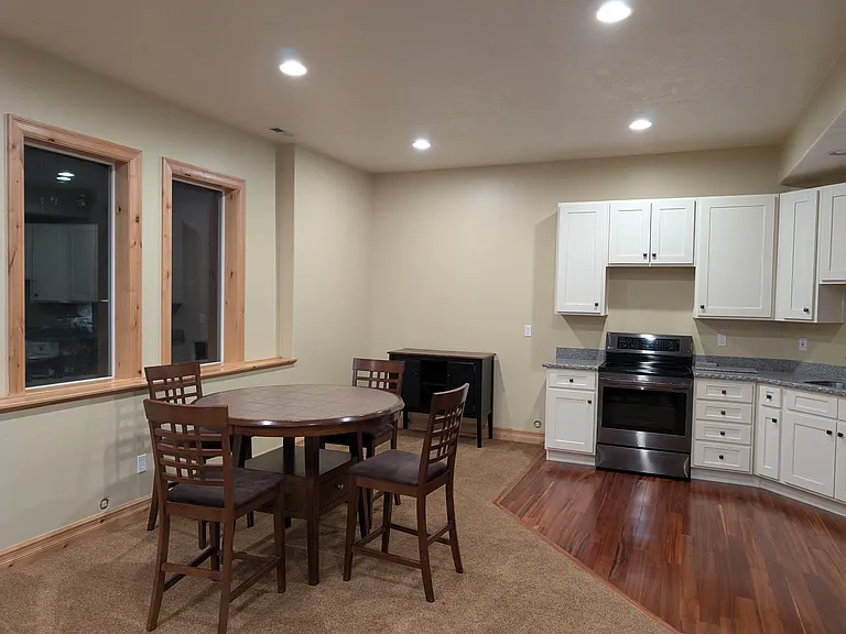 1435 E Canberra Dr — Photo 31