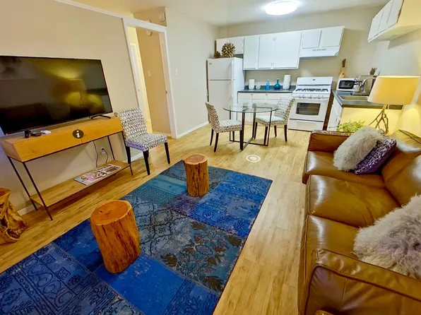 1617 W 6th St #3, Austin, TX 78703