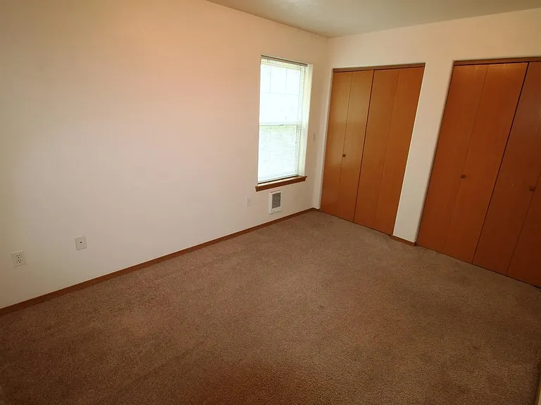 1832 E 6th Ave — Photo 6