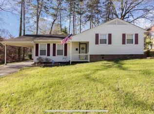 1211 Kenilworth Dr, Gastonia, NC 28052