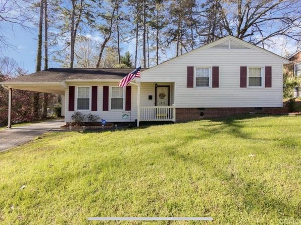 1211 Kenilworth Dr